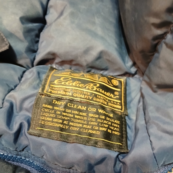 Eddie Bauer Men's Size Medium Blue Goose Down Hooded Jacket - Picture 3 of 7